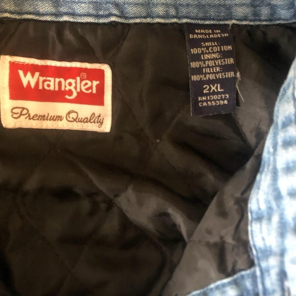 Wrangler Blue denim button-up jacket with a relaxed fit #wrangler
-BB - Picture 3 of 3